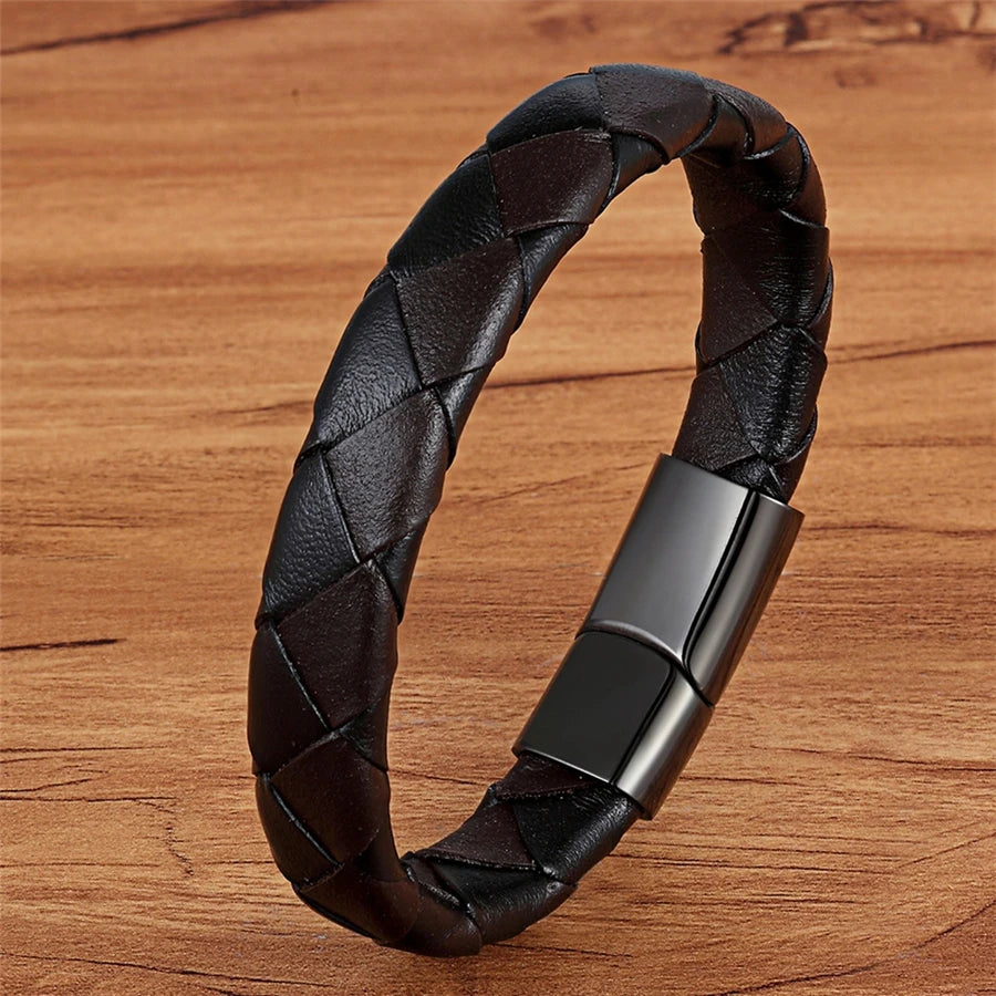 PULSEIRA MASCULINA BRAIAN EM COURO TRANÇADO LEGÍTIMO
