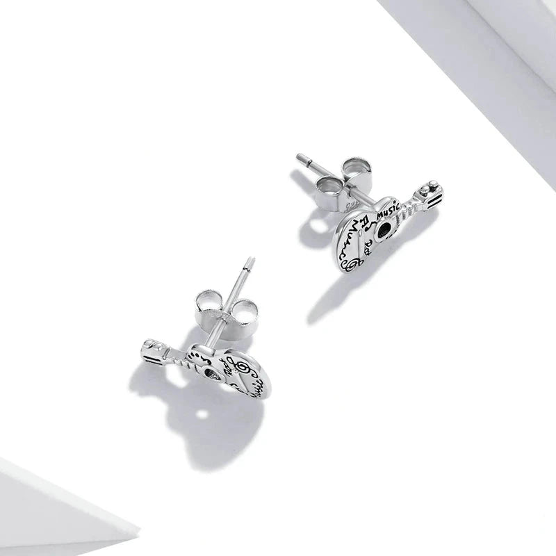 BRINCO MASCULINO GUITARRA EM PRATA ESTERLINA 925