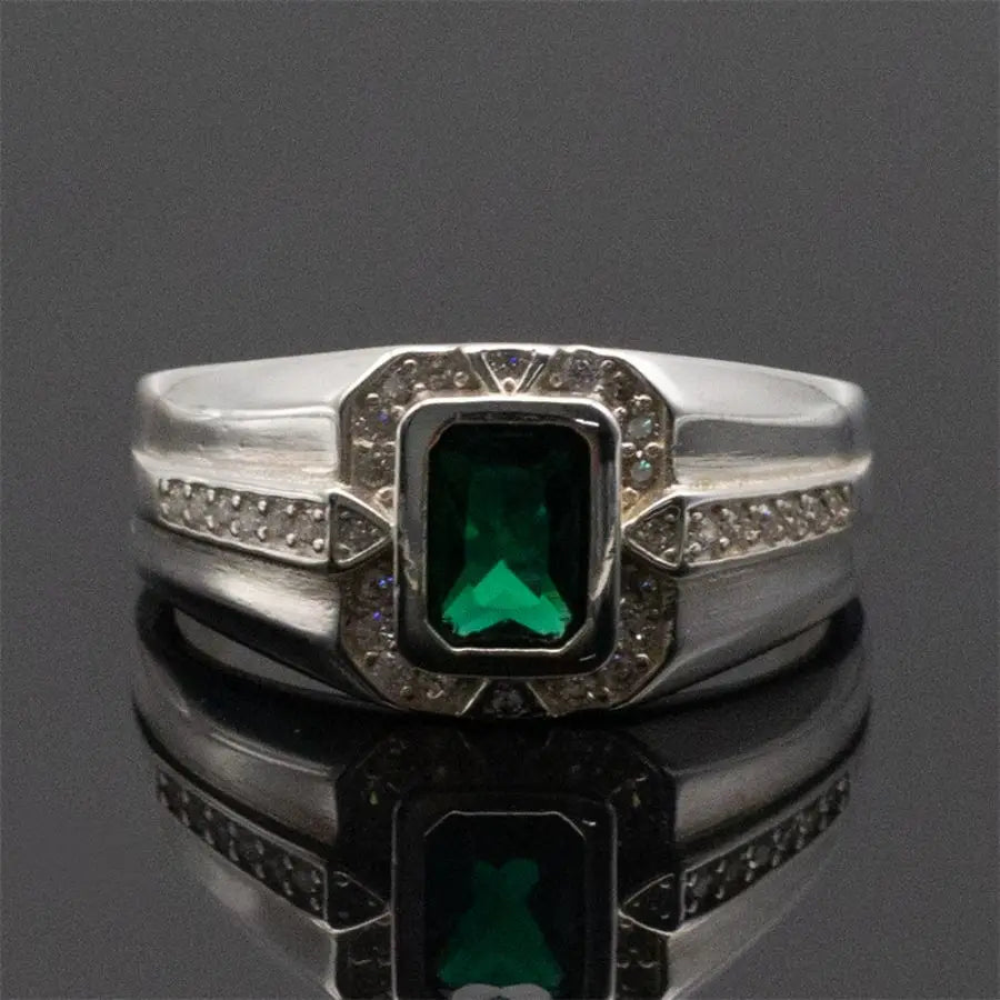 ANEL MASCULINO COM PEDRA VERDE ZIRCÃO EM PRATA ESTERLINA