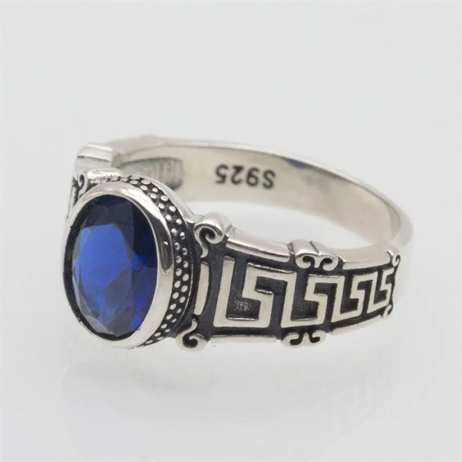 ANEL MASCULINO COM PEDRA DE ZIRCÔNIA CÚBICA AZUL EM PRATA ESTERLINA