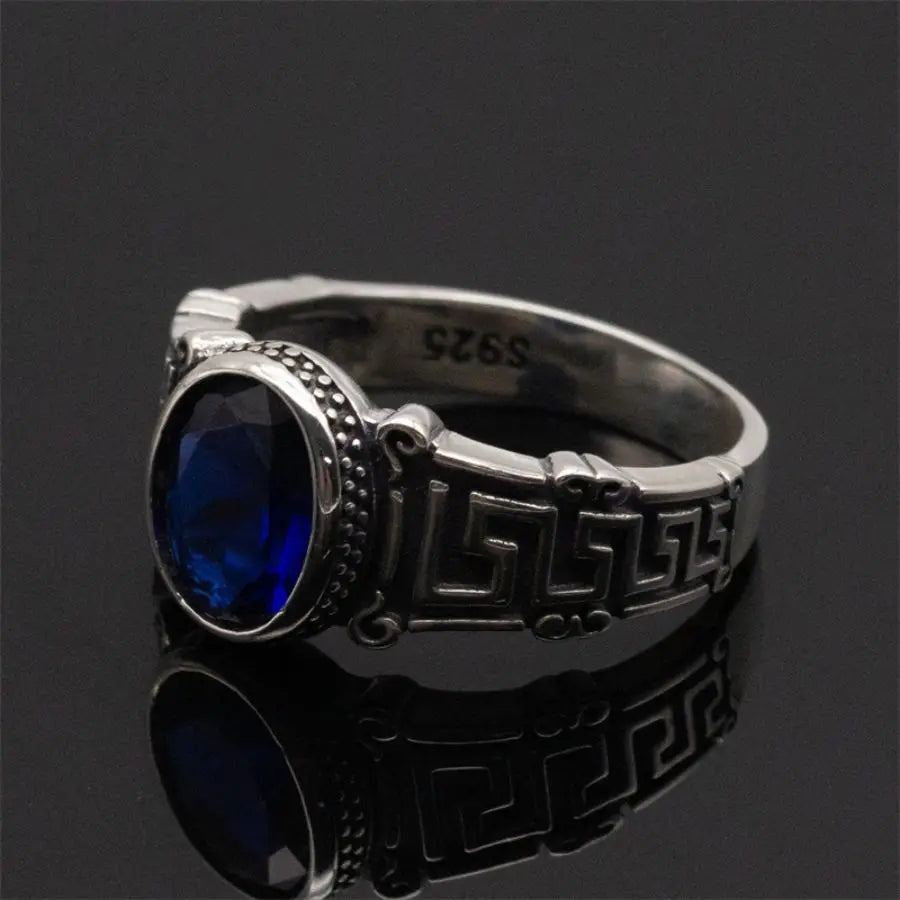 ANEL MASCULINO COM PEDRA DE ZIRCÔNIA CÚBICA AZUL EM PRATA ESTERLINA