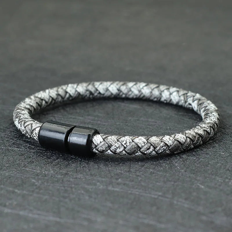 PULSEIRA MISTER BRAY DE COURO TRAÇADA