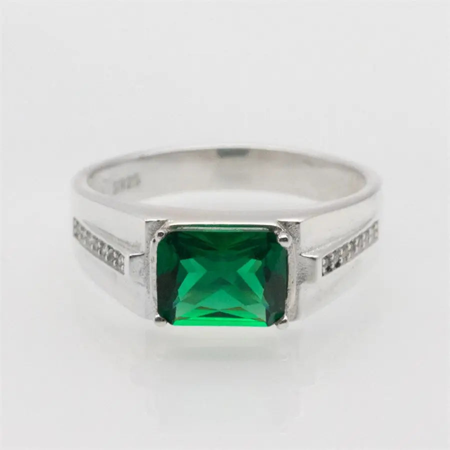 ANEL COM PEDRA VERDE ZIRCÃO EM PRATA ESTERLINA