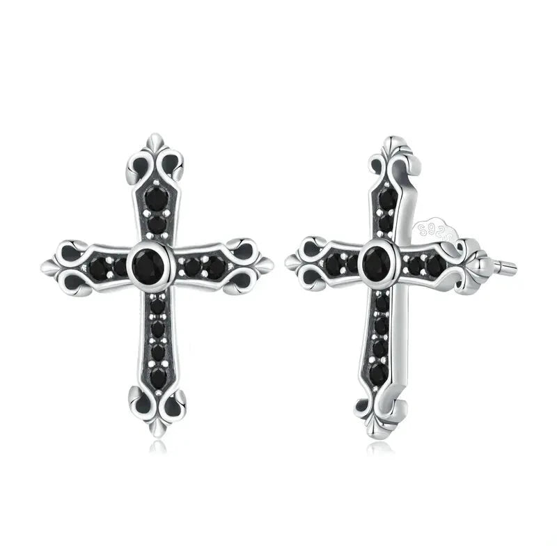 BRINCO MASCULINO CRUZ EM PRATA ESTERLINA 925