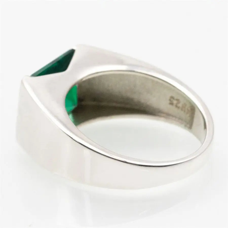 ANEL EM PRATA ESTERLINA 925 COM PEDRA NATURAL ZIRCÃO VERDE