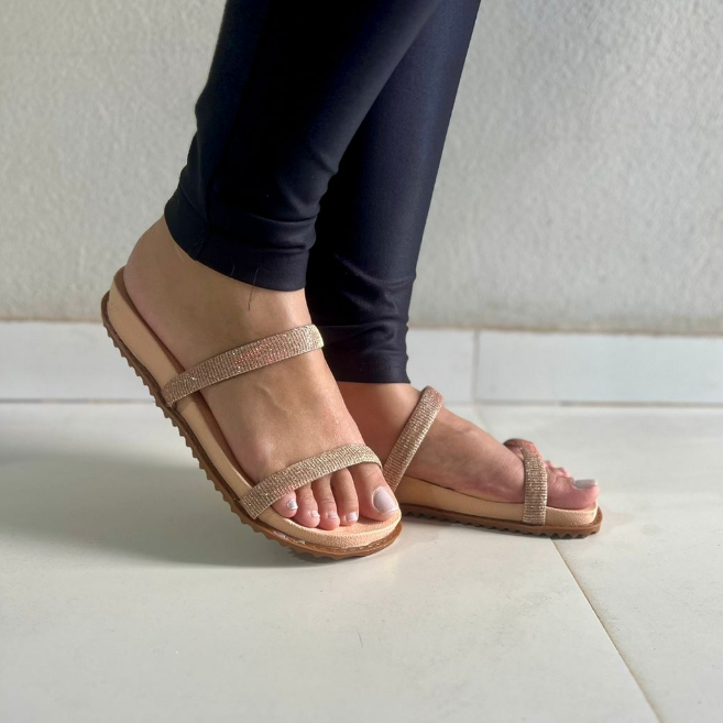 SANDÁLIA PAPETE COM TIRAS EM GLITTER