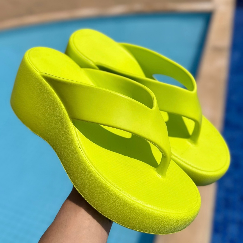 CHINELO TAMANCO NUVEM
