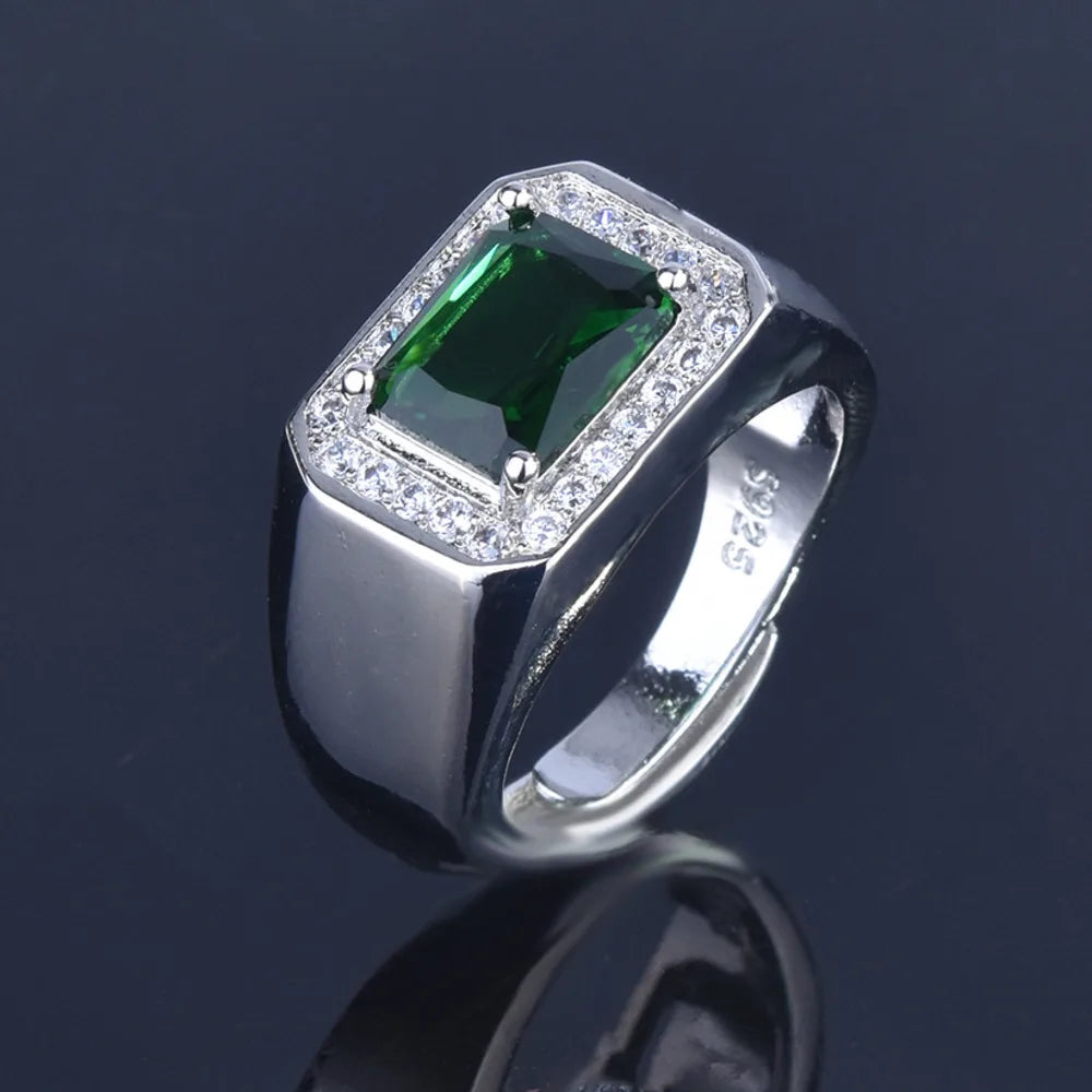 ANEL MISTER EM  PRATA ESTERLINA 925 COM PEDRA DE ESMERALDA VERDE