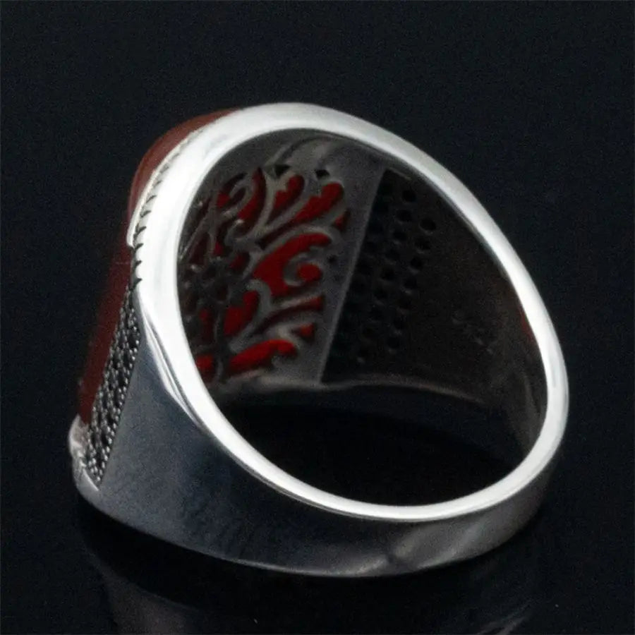 ANEL MASCULINO TURCO EM PRATA ESTERLINA 925 COM PEDRA ÁGATA VERMELHO ESCURO