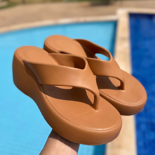CHINELO TAMANCO NUVEM