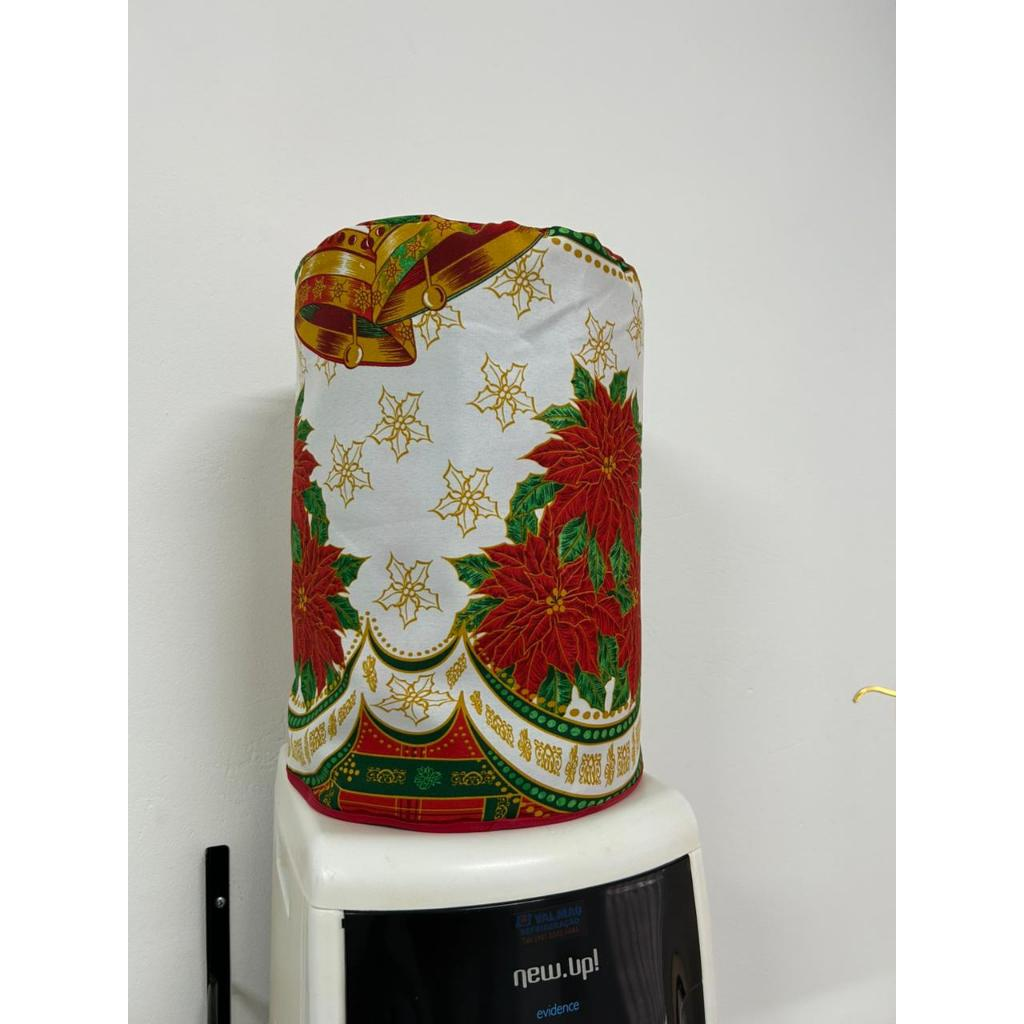 capa galão de água 20L estampa natalina acabamento com viés