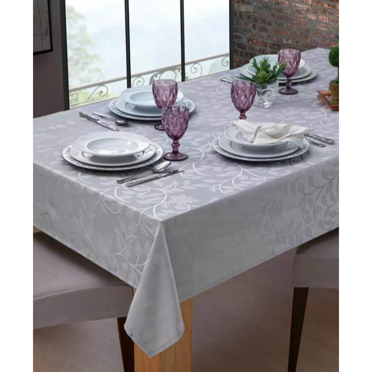 toalha de mesa jacquard 4 , 6 e 8 lugares cores natalinas , reveillon , jantar , eventos especiais , dia a dia