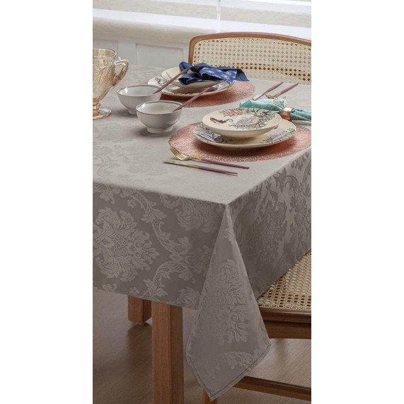 toalha de mesa jacquard 4 , 6 e 8 lugares cores natalinas , reveillon , jantar , eventos especiais , dia a dia